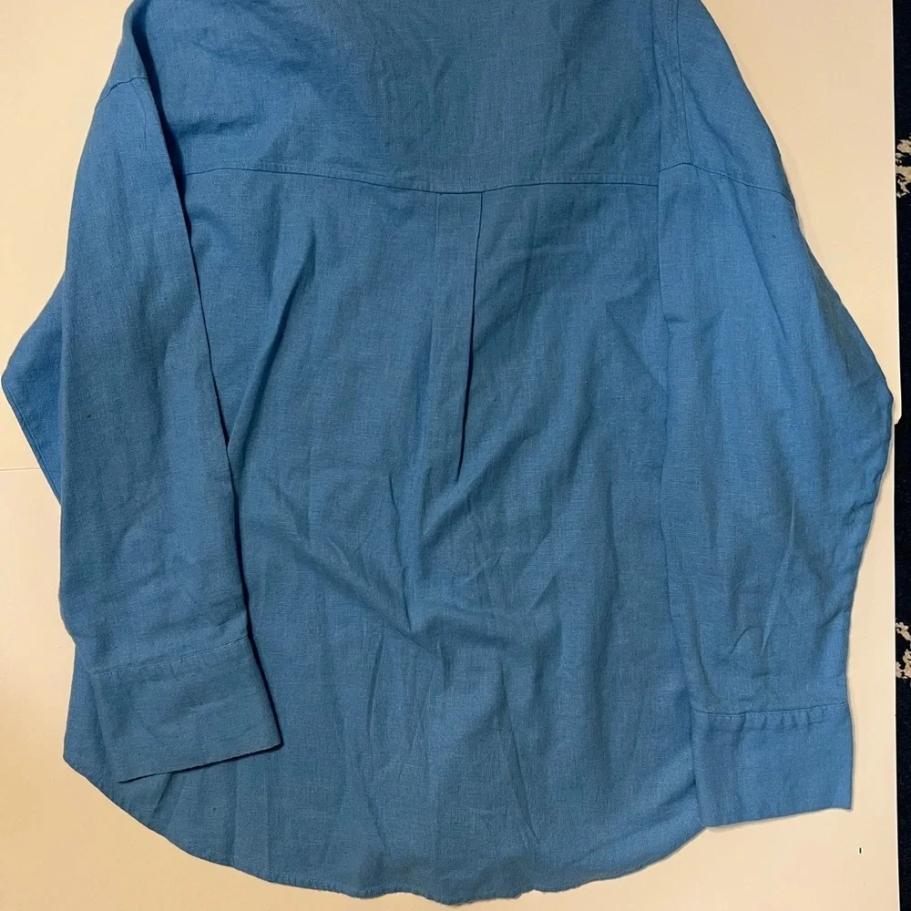 Abercrombie & Fitch Vibrant Blue Button-Down Shirt - Picture 10 of 10